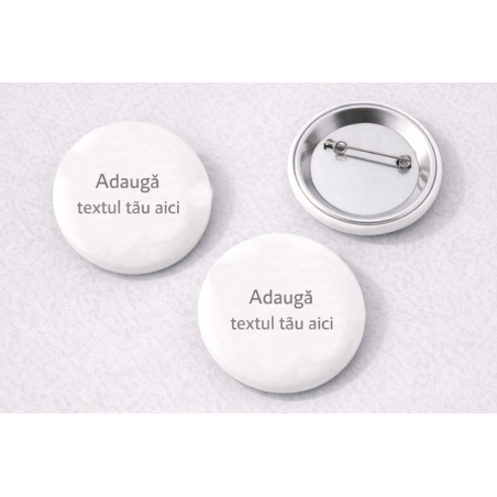 Insignă personalizată cu design propriu – 32 mm personalizat cu text